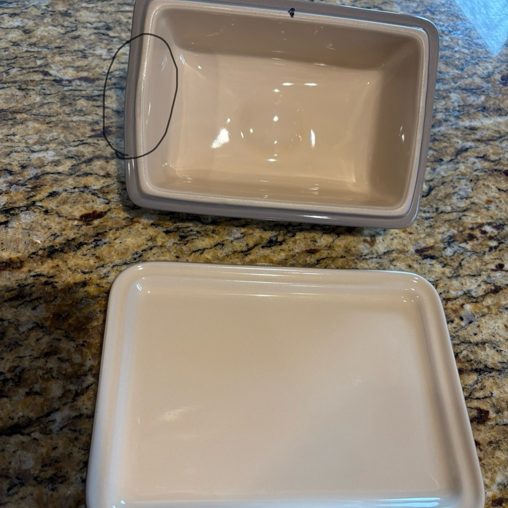 Le Creuset Stoneware Butter Dish UK, Flint - Picture 13 of 13